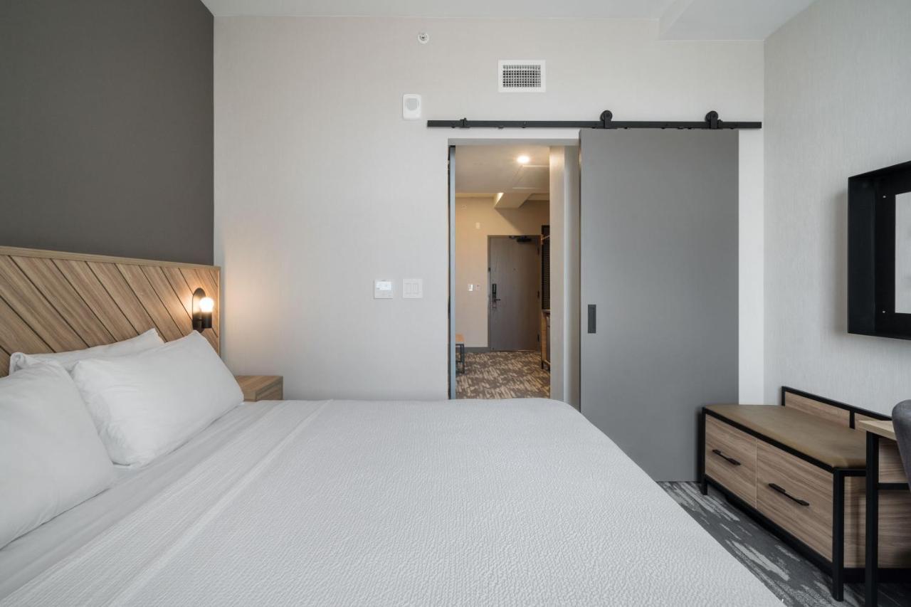 Sandman Signature Fort Worth Downtown Hotel Exterior photo
